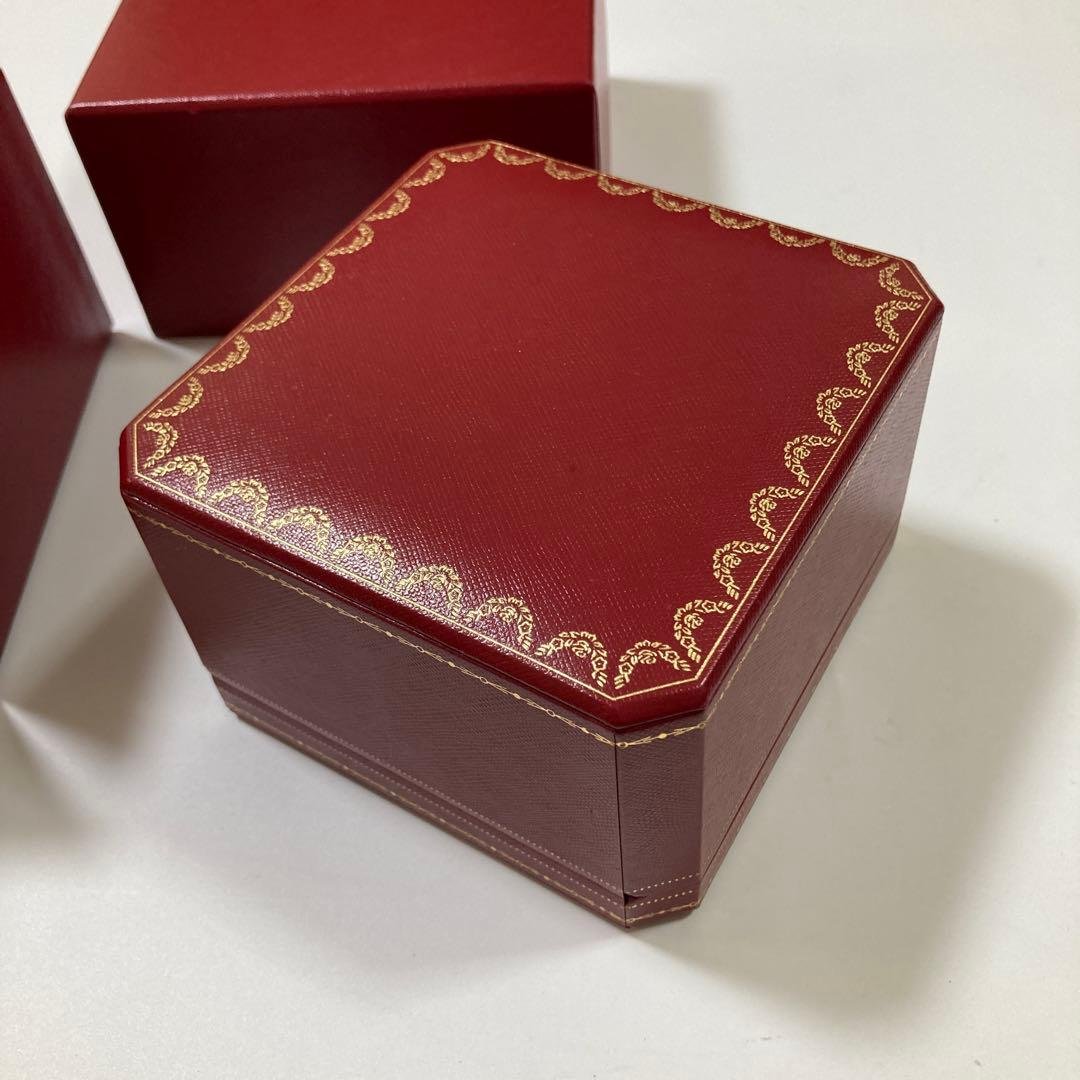 美品　カルティエ　ブレスレット　ケース　空箱　現行品　N