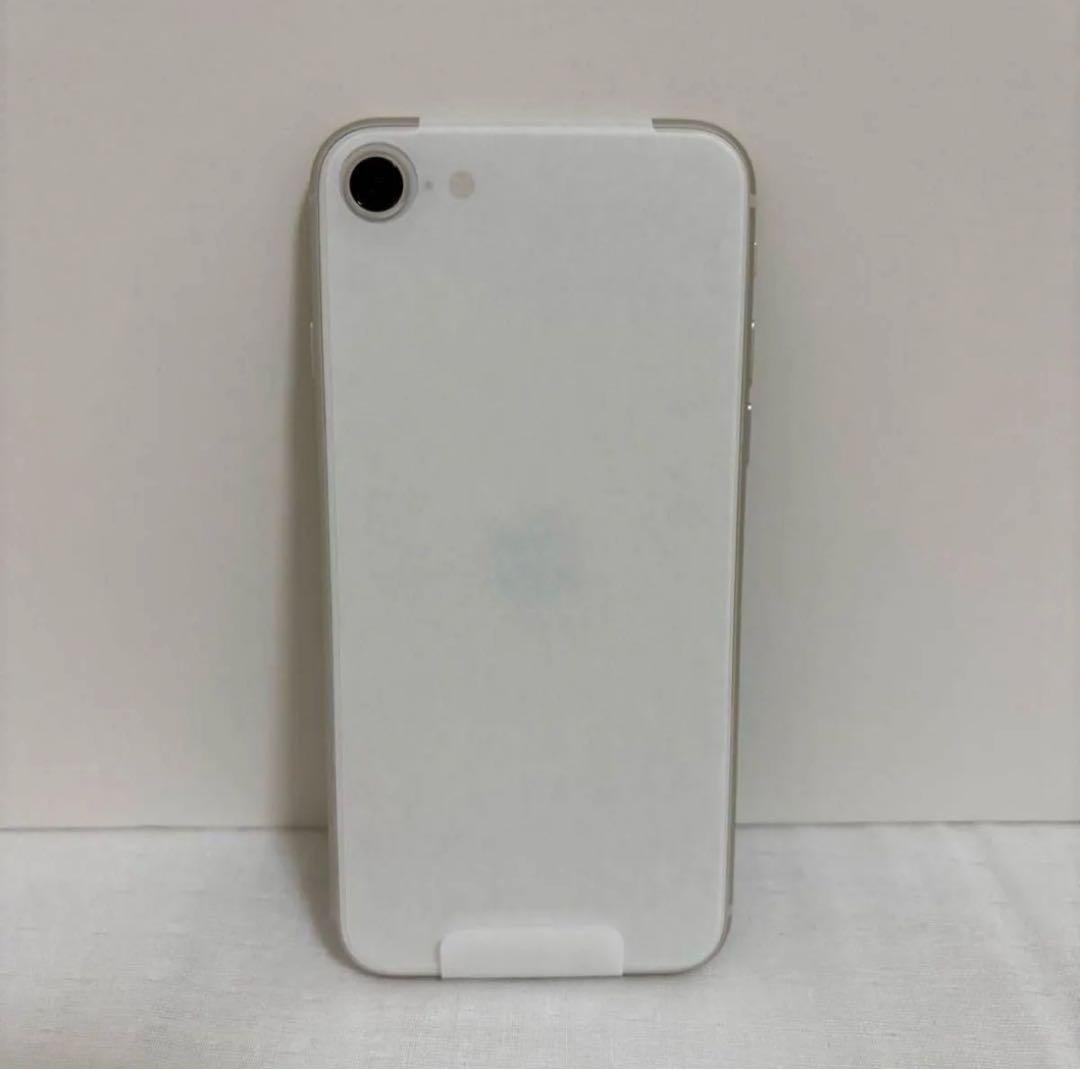 新品 iPhoneSE 第3世代 128GB SIMフリー 残債なし